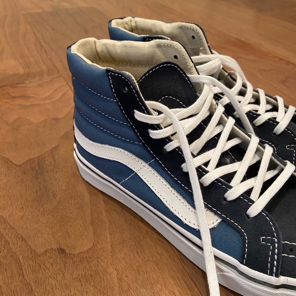 Vans Sk8-Hi in Navy/White - Picture 3 of 5